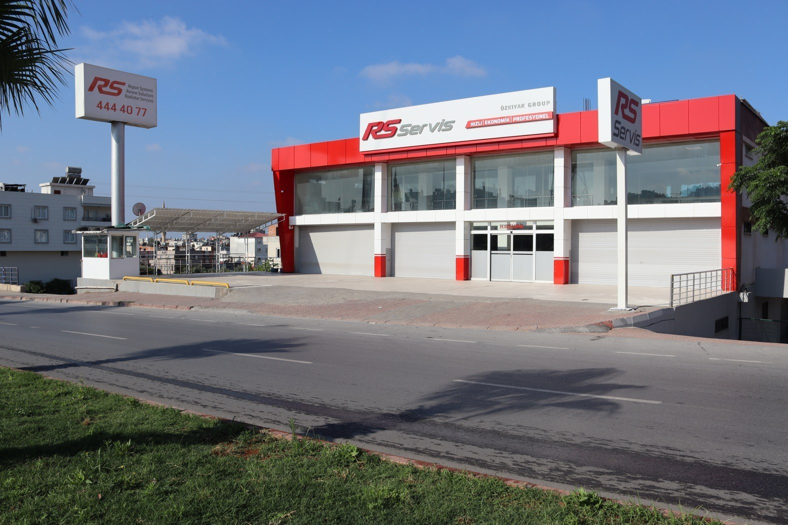 Özkıyak Otomotiv RS Servis Mersin - Profesyonel Oto Servis Hizmeti